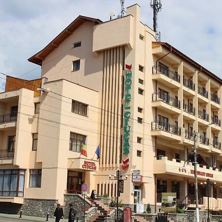 Hotel Ciucas Vălenii de Munte Екстериор снимка